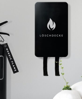 schwarze Löschdecke von Nordic Flame
