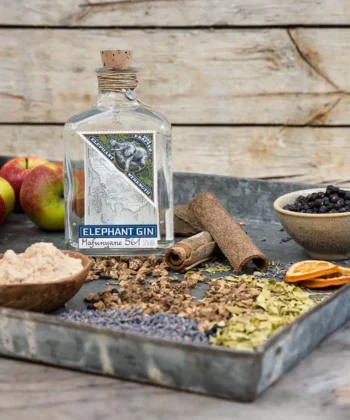Navy Strength Gin von Elephant Gin