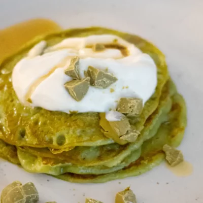 Vegane Matcha-Pancakes